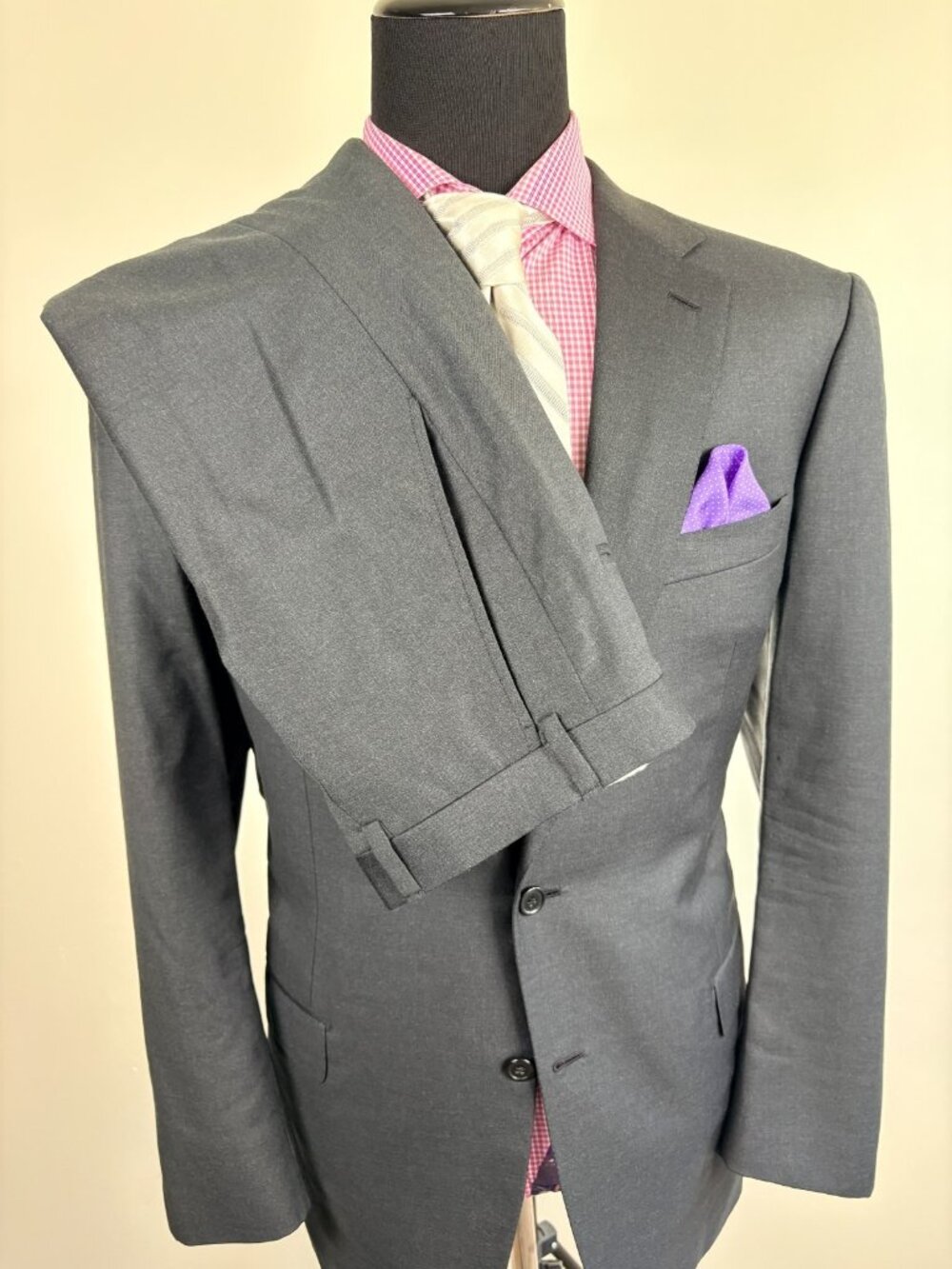 BRIONI Italian 2-Button Dark Gray Suit 46 R e56